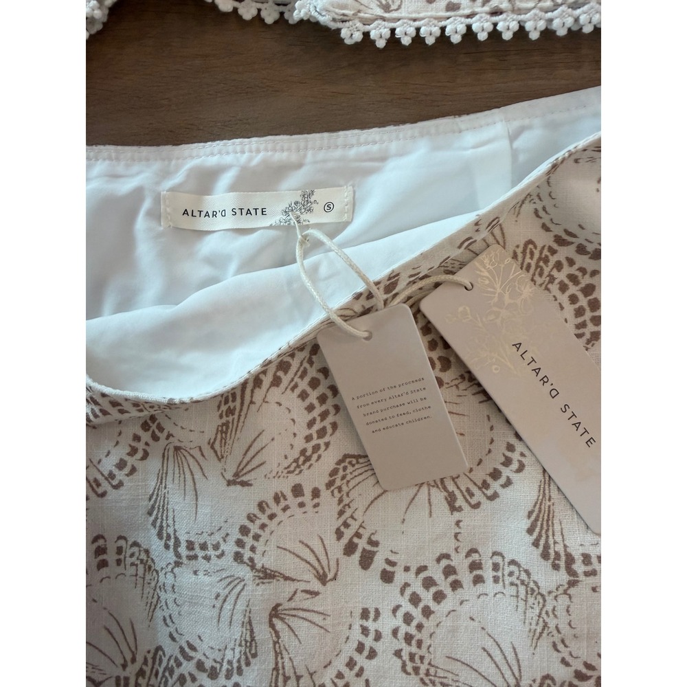 Altar'd State Seashell Print Vest and Mini Skirt Set White Tan NWT XS S - Picture 3 of 8